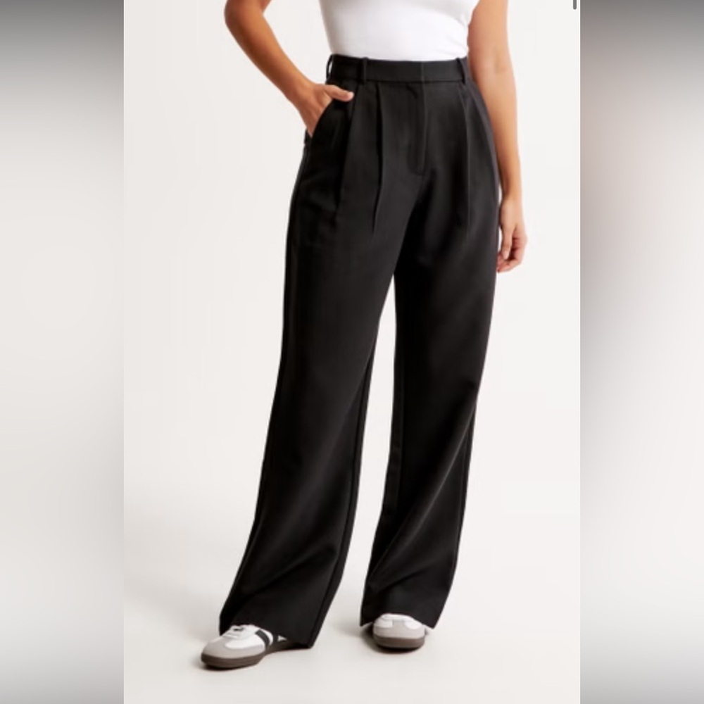 Like new A&F curve love size 14 Sloan slacks